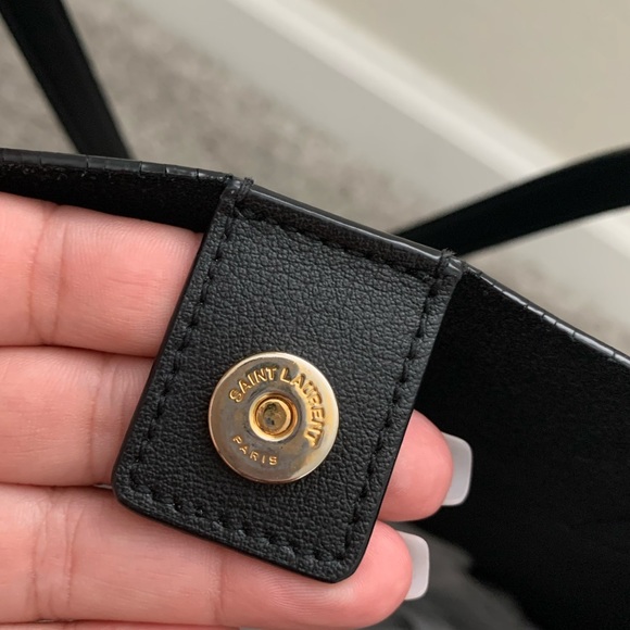 Saint Laurent Calfskin Black Tote - Picture 7 of 16